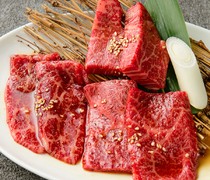 烤肉Motoyama 惠比壽店_赤身牛肉三拼