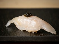  Fugu nigiri 