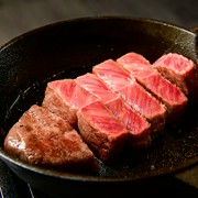 Yakiniku Motoyama Akihabara Branch_Yakiniku Motoyama Akihabara store only! "Chateau Misuji" Enjoy the rare cut of beef in an extra thick rare steak