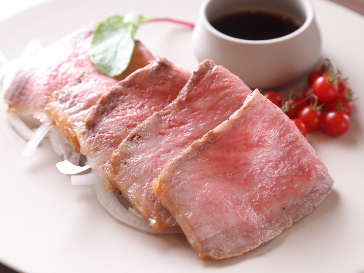 Wagyu beef and local specialty RESTAURANT &BAR 17CLUB Reservation