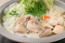  烧，炸，蒸，还有鸡肉汆锅。可以享受多样风味的"华味鸟" 