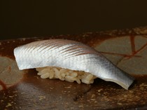 Kita_"Kohada Nigiri" - Enchanted by its deep flavor and silver-like beauty