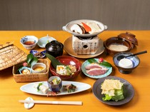 Kyo Yubadokoro Seike Nijojo Branch_"Yubazukushi" - Enjoy carefully selected Kyoto yuba