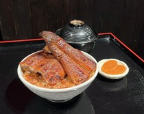 鰻魚料理三代目 UNA東  中川本店  昭和四十四年創業_三切丼 <三切>