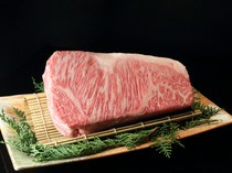 M no Yakiniku Fukushima Main Branch_Matsusaka Beef Sirloin - Experience the quality of beef that only the finest can offer.