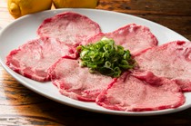 Sumibi Yakiniku Kyoro-chan_Upper Salt Tongue - Uniquely seasoned to bring out the best flavor.