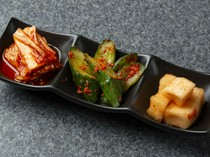 Kyoto Yakiniku-dokoro Kihara_[Recommended] Assortment of 3 kinds of kimchi