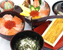 Sushi Dokoro Mitsumoto_Take Course - Seasonal flavors that change depending on what's in stock! A luxurious yet affordable course