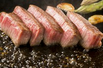 Ayakaritai_"Charbroiled Murakami Beef Directly from Niigata" grilled over charcoal for a juicy finish