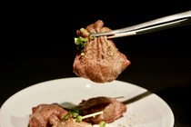 Yakiniku Hajime_"Top Negi Tongue" is a tongue that is stuffed with plenty of fresh green onions and then grilled.