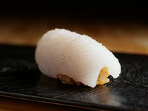 Sushi Ogido_Omakase Course - Featuring over 10 pieces of premium sushi & seasonal Japanese cuisine.