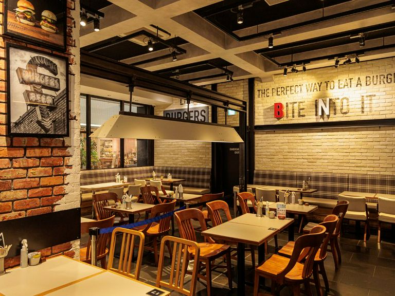 J.S. BURGERS CAFE Lalaport EXPOCITY Branch Reservation in Suita