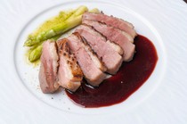 Wine Bar NOAM_Roasted duck with red wine sauce