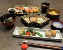 二代目 寿司 桂田 恵比寿・代官山店_“15,000日元套餐”推荐给初次尝试的人，因为它可以让您品尝到经典。