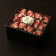 Gyuhorumon to Sengyo Ushitomiya Shibuya Dogenzaka Branch_Kobe Beef Roast Beef Rice Bowl