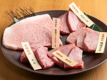  一道菜，尽享长崎和牛的美味之旅。尽情享用各种纹理清晰、瘦肉丰富的牛肉，感受奢华的味蕾体验。“长崎和牛什锦拼盘” 