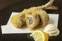 TOKYO FISHERMAN'S WHARF 魚秀～UOHIDE～澀谷宇田川店_炸竹莢魚