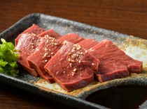 内脏烧肉专门 kimoyakiya_极致鲜度。稀有的内脏肉“和牛心脏刺身”