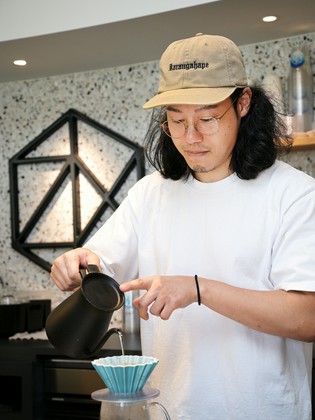 Z/X coffee 신사카에점_나가요시 쇼타