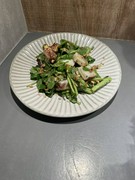  章鱼西洋菜配猕猴桃酱 