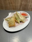  蚕豆奶酪春卷 