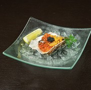 肉類和魚和牡蠣 OYSTER Bar&Bistro 魚秀 ～UOHIDE～ 代代木八幡店_海膽鮭魚子圓斑魚魚子醬