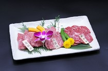 Matsusakagyu WHAT'S Kyoto Muromachi Branch_Assortment of three major Wagyu beef (sirloin) 240g