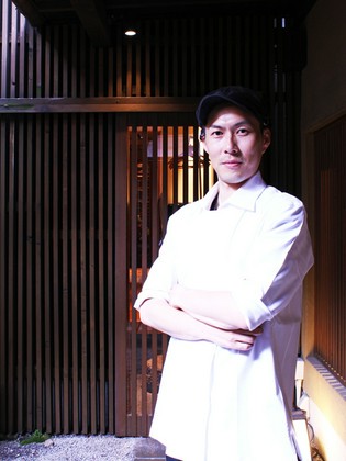 마쓰자카규 WHAT’S 교토 무로마치점_이시하라 아키히로