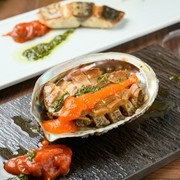 Kobe Teppan Steak Iwasaki_Live abalone
