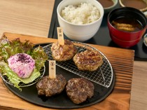 挽肉屋 神德_可以选择绞肉种类的“汉堡肉定食”