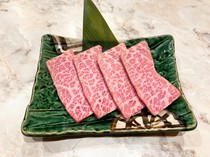 
  烤肉内脏上田屋 两国清澄通路店_和牛特色排骨