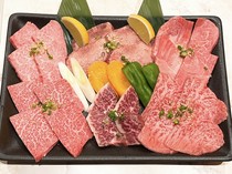 
  烤肉内脏上田屋 两国清澄通路店_6 种特别精选