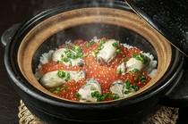 肉和鱼和牡蛎 OYSTER Bar＆Bistro 魚秀 ～UOHIDE～ 涩谷樱丘店_蚝仔煲仔饭