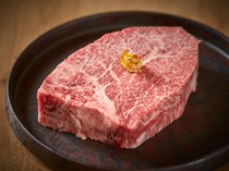 烧肉RIKIO_稀有性和价值的证明，精心挑选的优质肉“Chateaubriand”