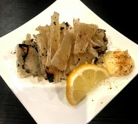 Vây cá đuối nướng