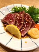  Seared beef with ponzu sauce 