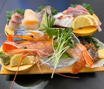 Tổng hợp 9 loại sashimi (dành cho 2 người)