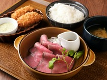  享用我们简单却别出心裁的“爱知牛肉烤牛肉套餐（可选）” 