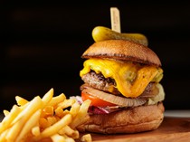 J.S. BURGERS CAFE Kobe Harborland umie Branch_"Premium JS Burger" is a signature burger with a Japanese flavor