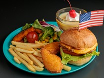 J.S. BURGERS CAFE Kobe Harborland umie Branch_Kids Burger Plate