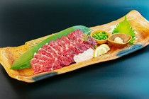 Motsunabe Nagamasa　筑紫口店_马肉生鱼片