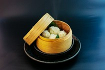 Motsunabe Nagamasa　筑紫口店_佐贺呼子鱿鱼烧麦