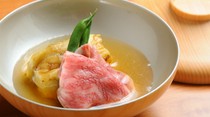 Nikuko_An elegant dance with seasonal vegetables: "Specially selected Kobe beef shabu-shabu"