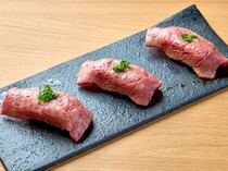 烤肉石垣島美崎牛 赤坂店_对食材充满信心的“寿司”