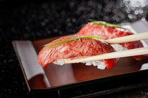 Kobe Beef Dining 和牛特区_神户牛肉2种烤肉寿司