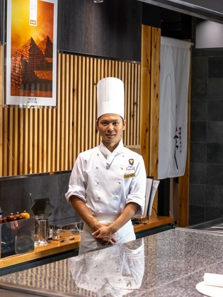 宫崎牛专门店　那霸　MIYACHIKU_加藤　清隆