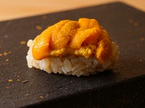 Sushi Shinkai_Nigiri raw sea urchin