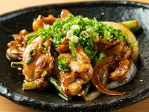 Yakitori Bonzo Shinsaibashi Branch_Spicy and sweet stir-fried chicken skirt steak