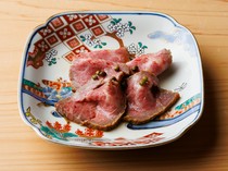 "bò nướng Tokorozawa Misawa ướp Edo Miso" được làm từ thịt bò hảo hạng từ trang trại Misawa