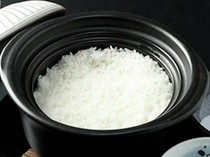 Yakiniku Muraki_2 cups of rice cooked in a pot